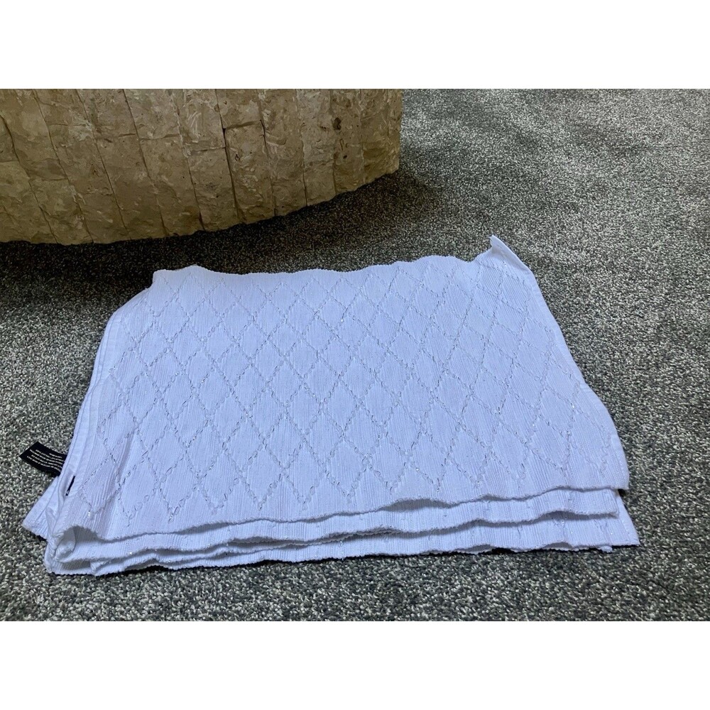 Rachel Zoe 18"x12" White/Silver‎ Metallic Thread Sparkle Placemats Set Of 6